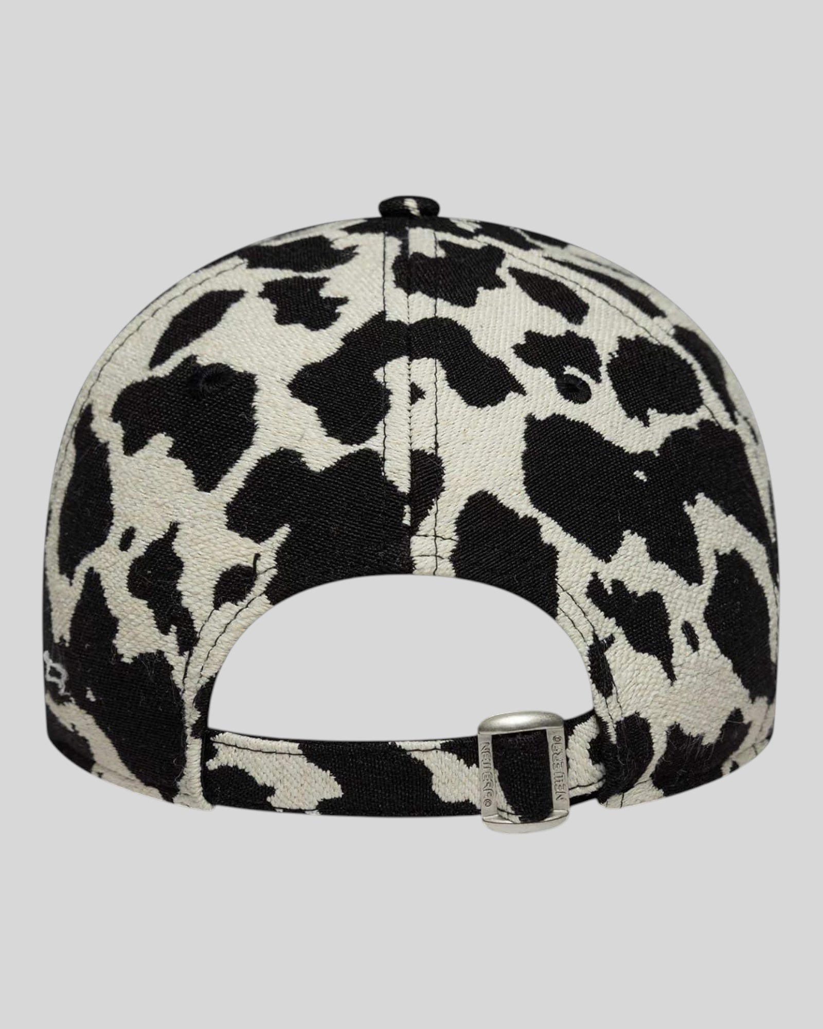 Cappello Con Visiera 9Forty New York Yankees MLB Cow Midi Nero Donna 60771872 New Era