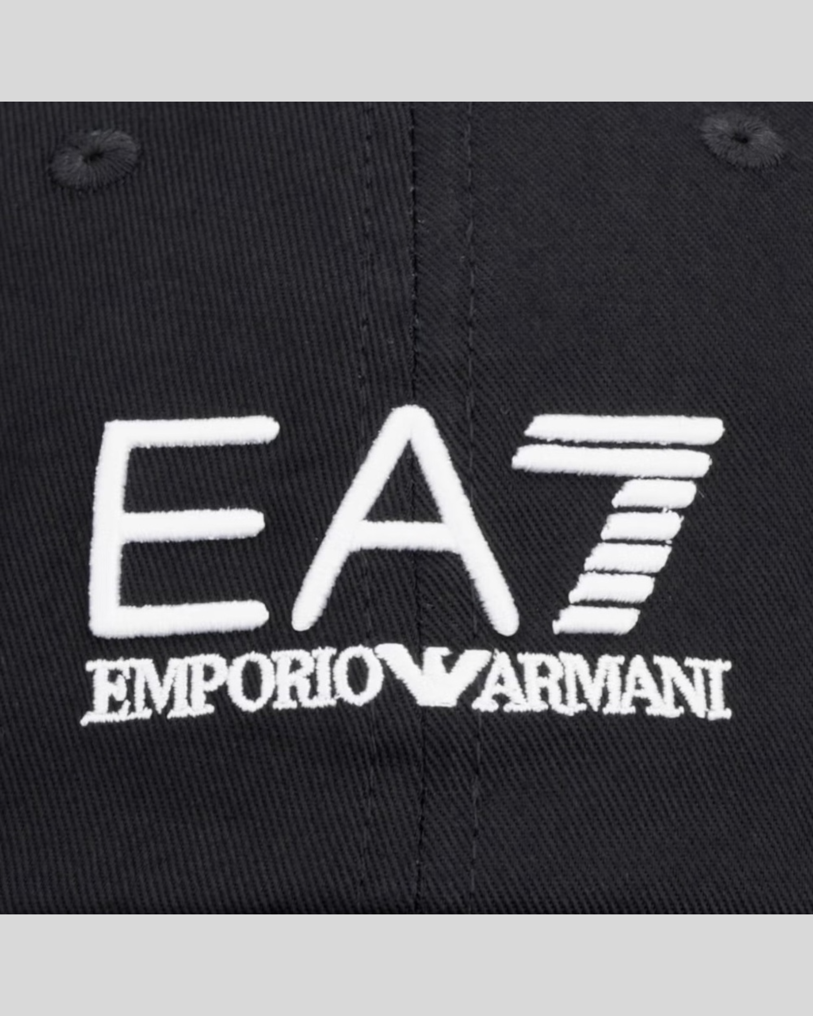 Cappello Con Visiera Baseball Train Core Nero 7X000592 AF15502 MC001 EA7