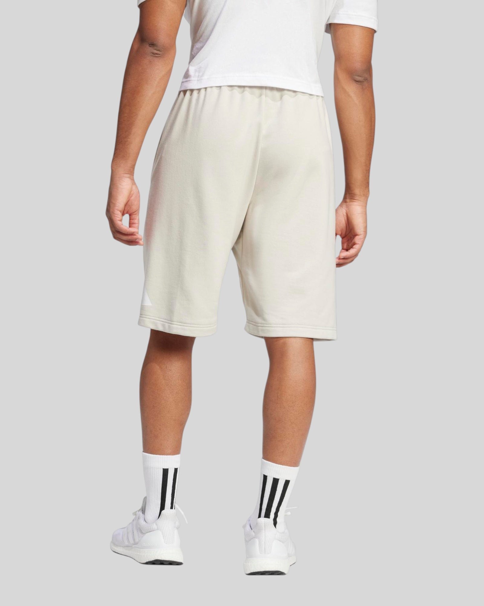 Short Big Logo Boss Beige JE8955 Adidas