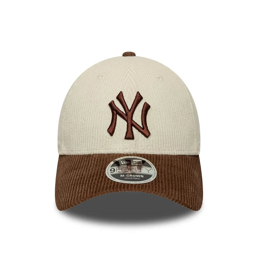 Cappello Con Visiera New Era 9FORTY M-Crown New York Yankees Crema 60915868