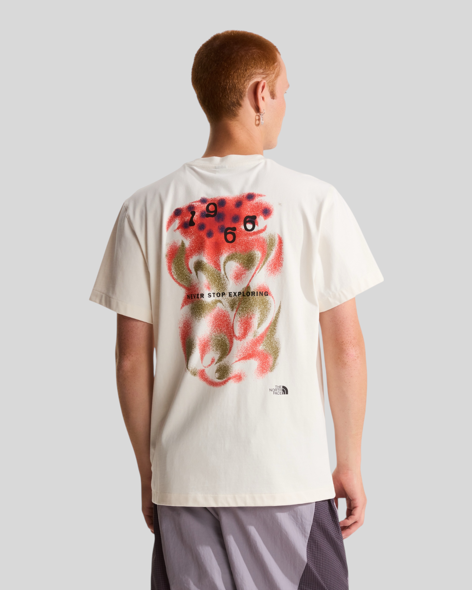 T-Shirt M 1996 Motion Relaxed Tee White Dune NF0A8GAHQLI The North Face